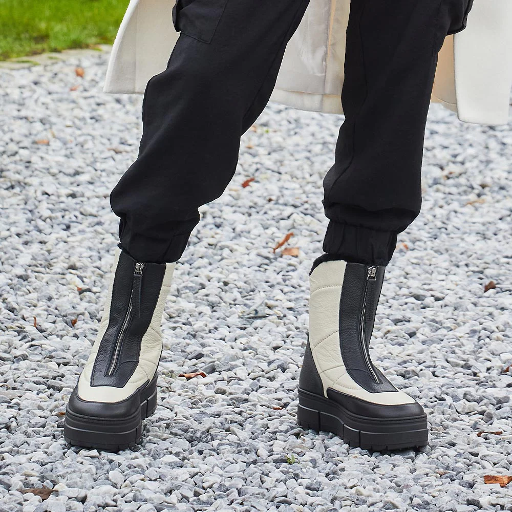 Blizzard: Black & Cream Leather & Shearling - Image 6