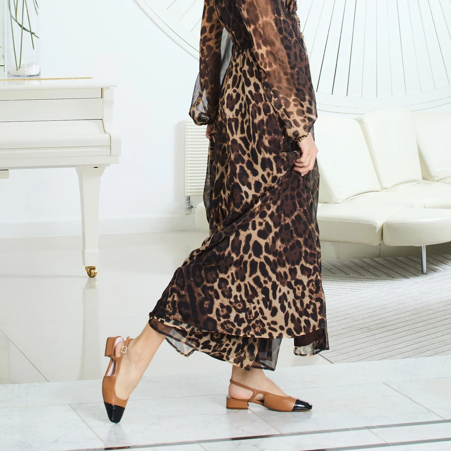 Farrah: Tan Leather & Black Patent - Image 2