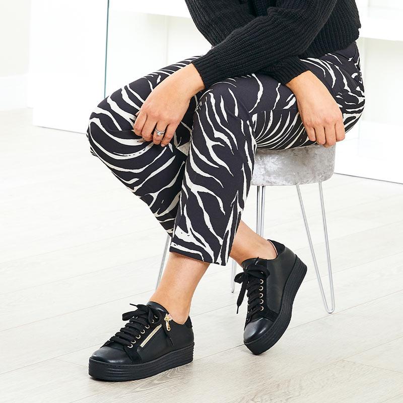Harley: Black Leather & Suede - Image 3
