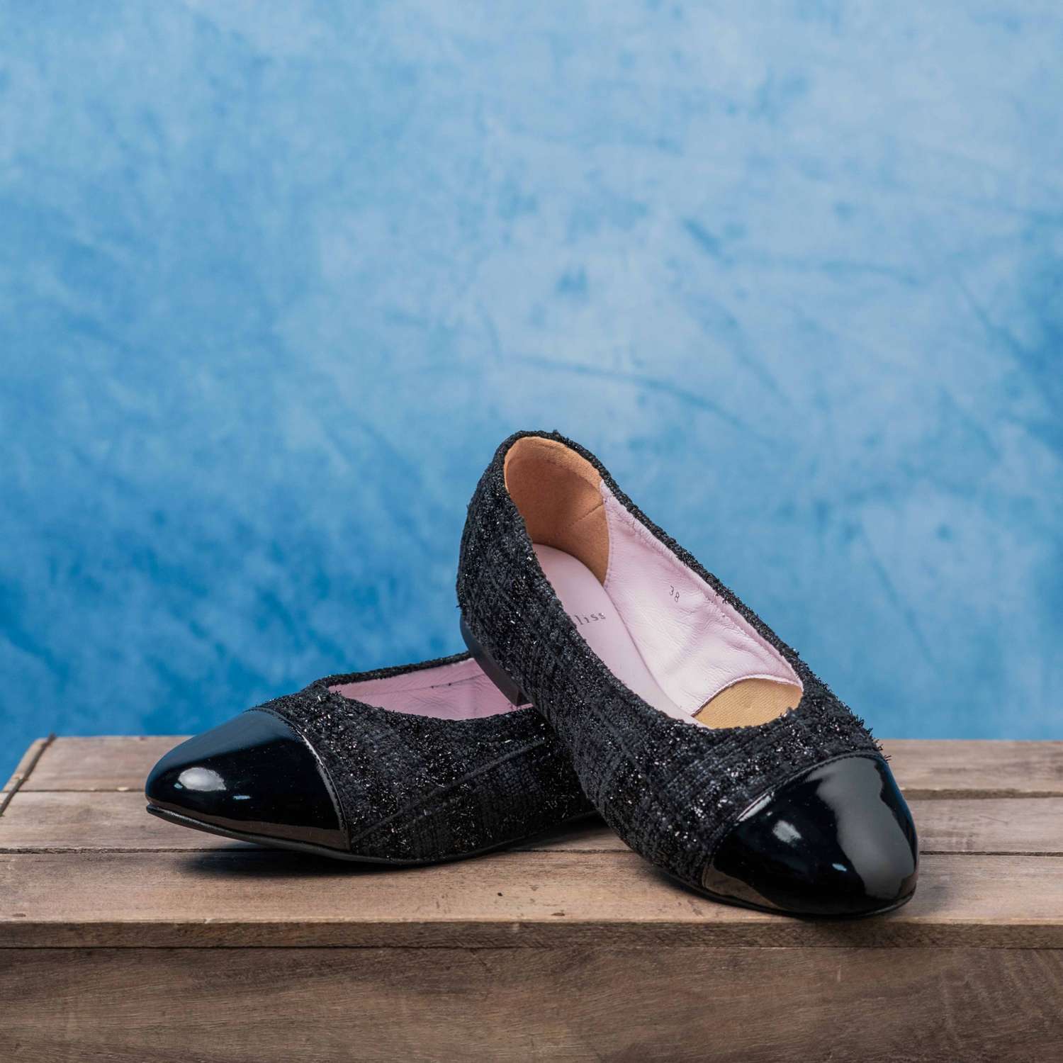 Luna: Black Tweed & Patent - Image 2