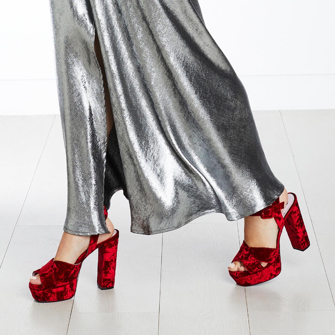 Remy: Luxe Cherry Red Velvet - Image 4