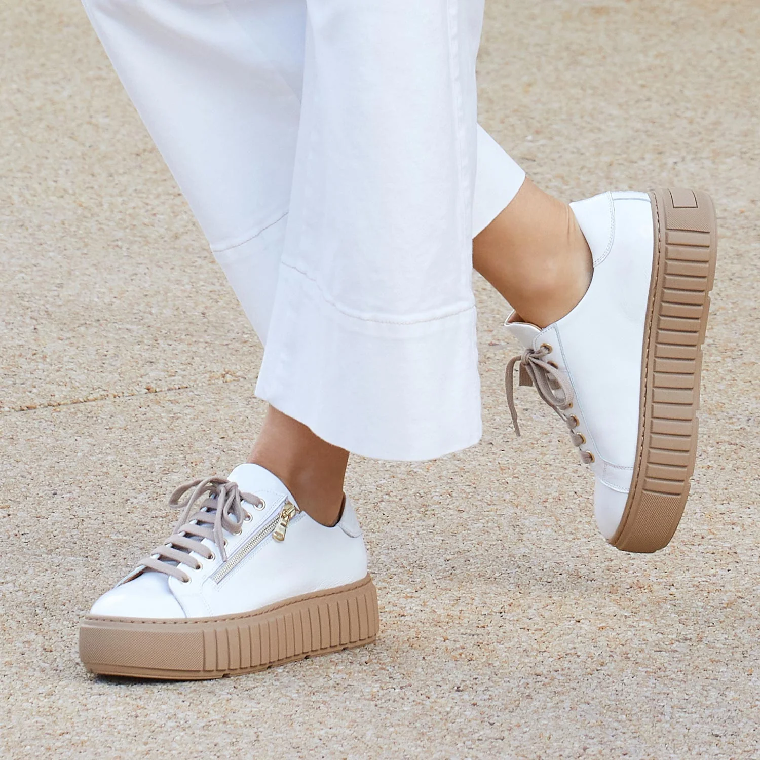 Track: White Patent Leather - Image 6